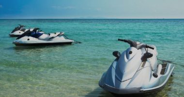 Po lundronin me jet ski në Ksamil, përplasen me njëri-tjetrin dy vëllezërit francezë