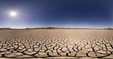Thatësira godet Ballkanin/ Mungesë uji, dëme në bujqësi dhe paralajmërime për valë të re nxehtësie