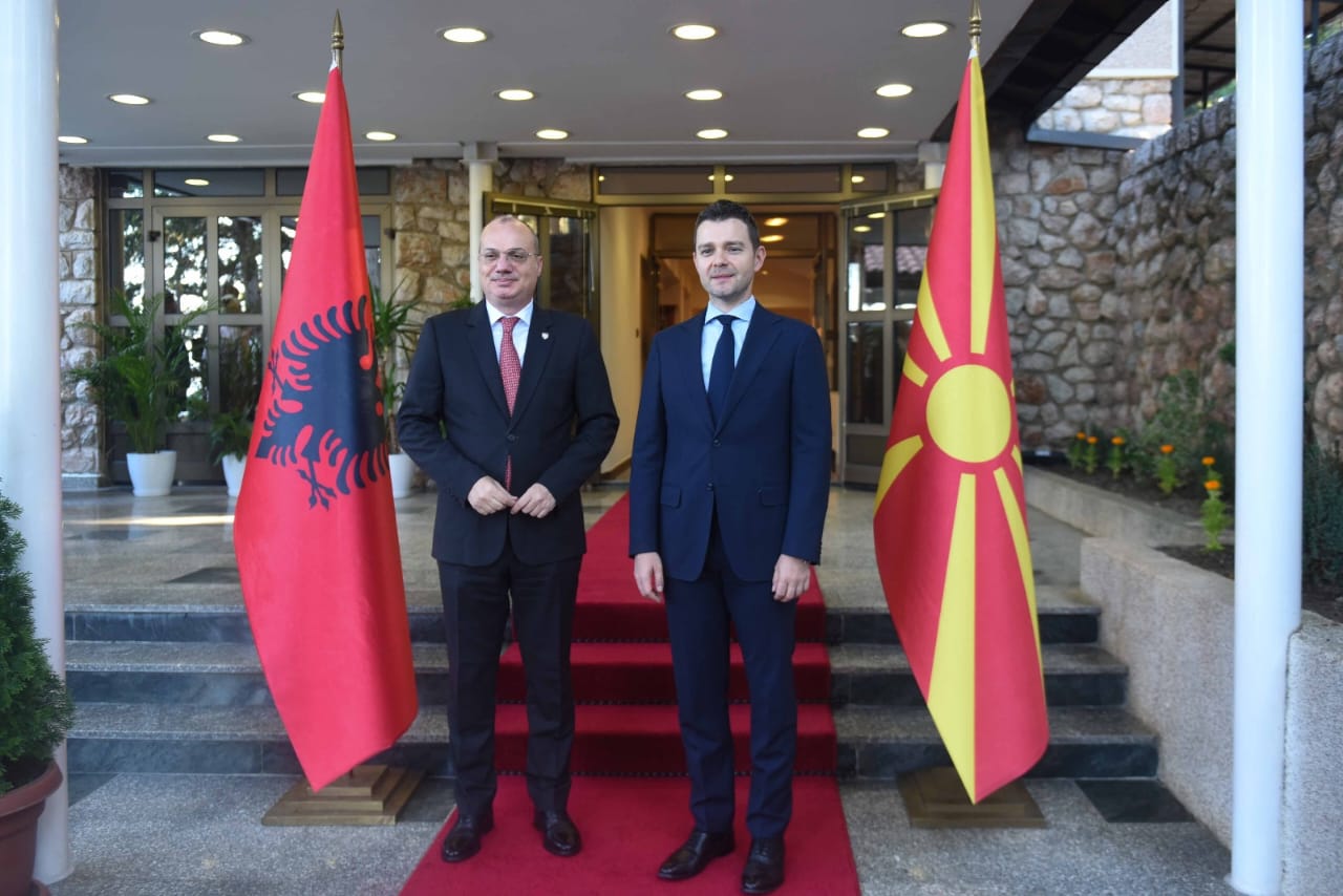 Hapet Konsullata e Përgjithshme e Shqipërisë në Strugë/ Hasani: Një hap përpara në marrëdhëniet me Maqedoninë e Veriut