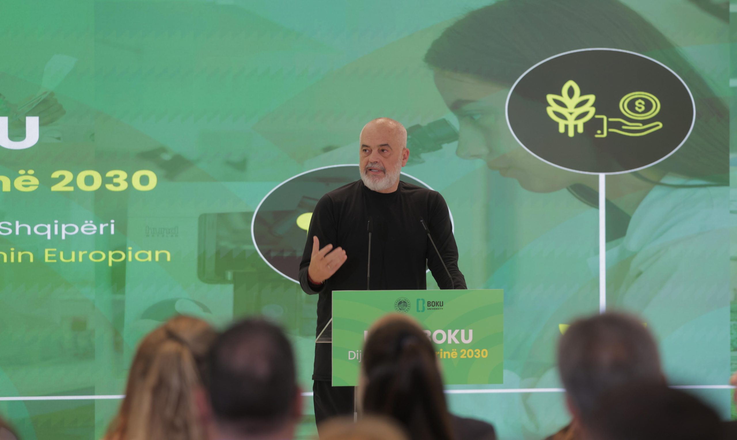 “Universiteti s’mund të ketë drejtime të ndryshme”/ Rama të rinjve: UBT, kategoria më e nevojshme