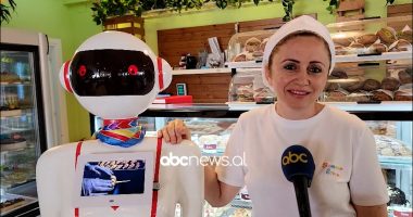 Robot kamerier në Durrës/ “Melisa”, teknologjia më e fundit në shërbimin e ëmbëlsirave