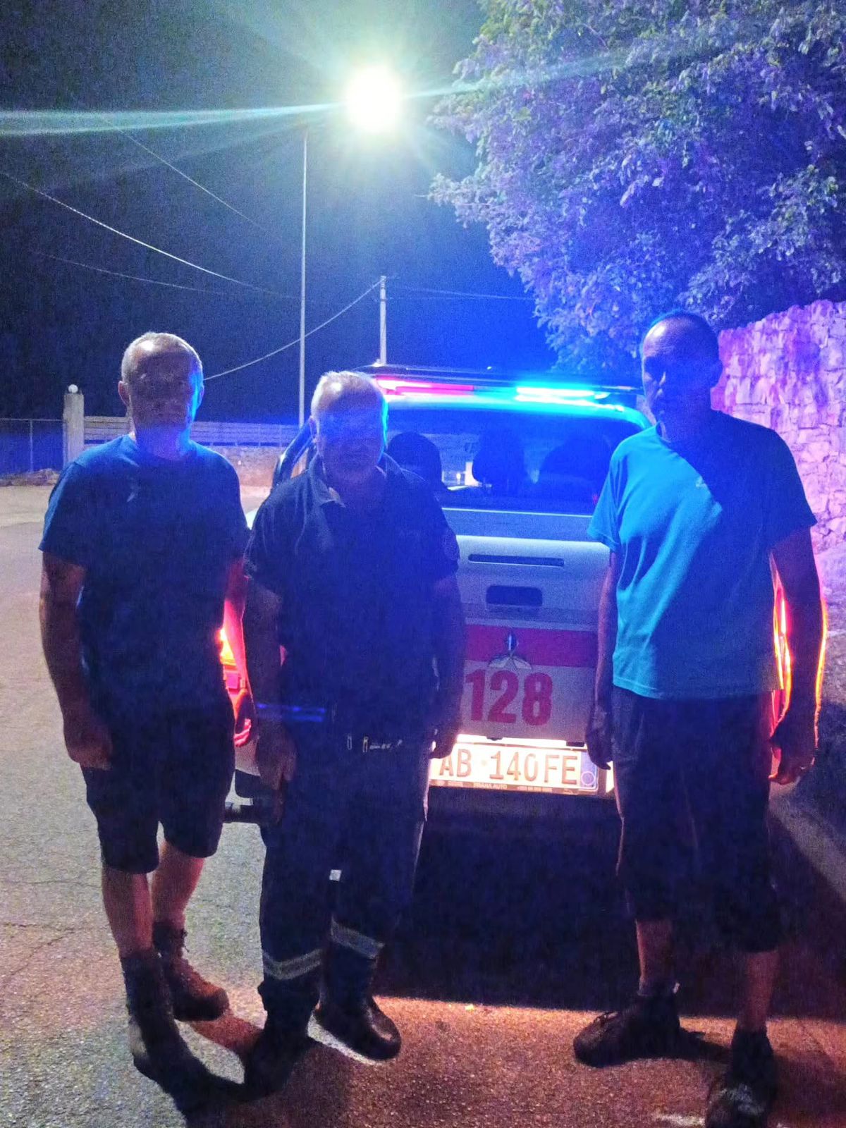 Humbën rrugën në Llogara/ Shpëtohen dy turistë italianë