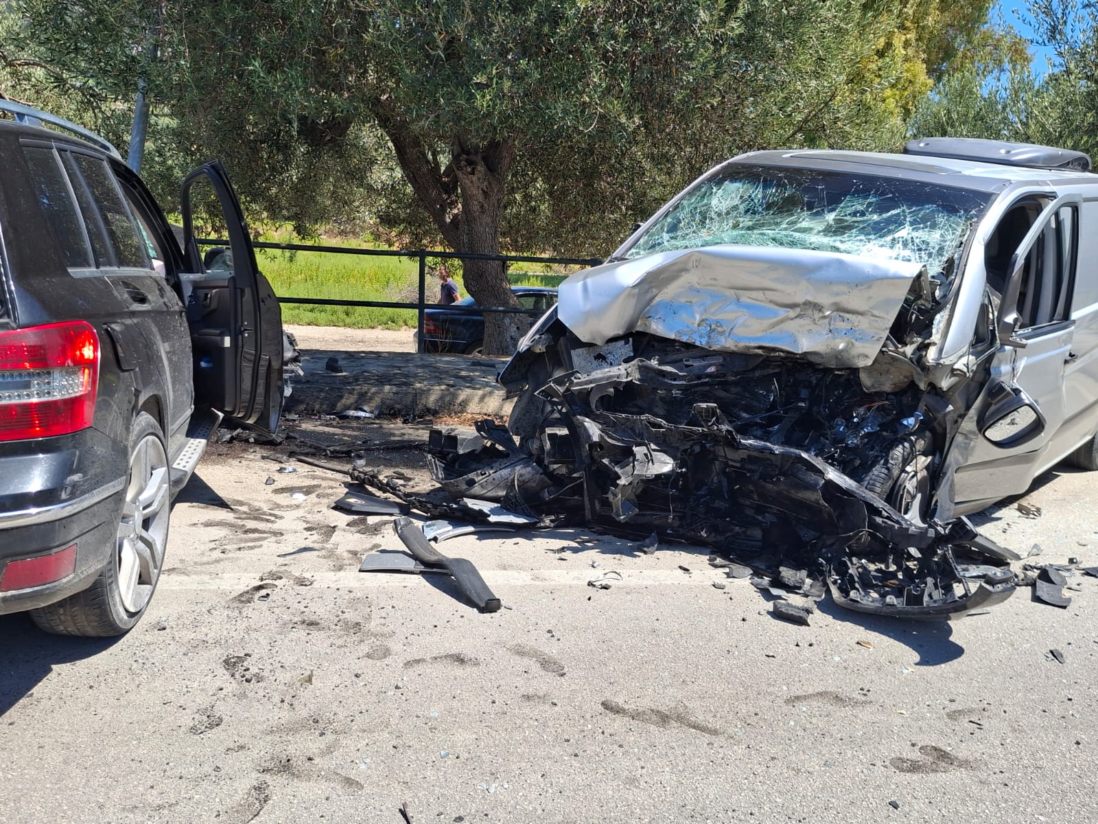 Aksidenti me dy viktima në Borsh/ Identifikohet një prej tyre, dy të plagosurit dërgohen në spital