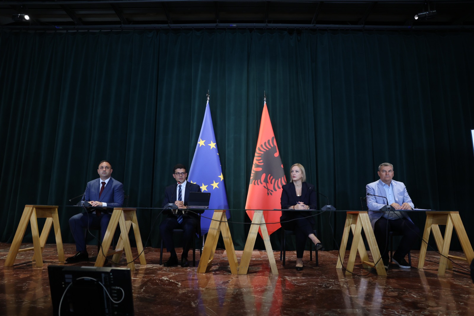 Zjarret/ Qeveria, paketë mbështetëse për dëmet e shkaktuara në fushën e bujqësisë