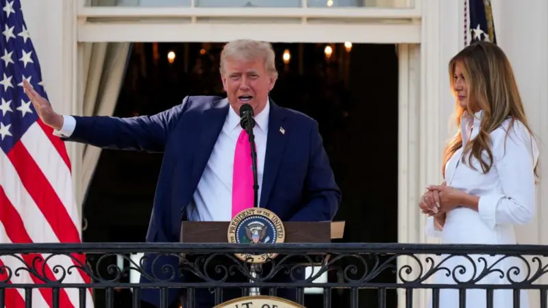 Trump nënshkruan “deklaratën e fatkeqësisë natyrore për Texas”: Tragjedi e paimagjinueshme