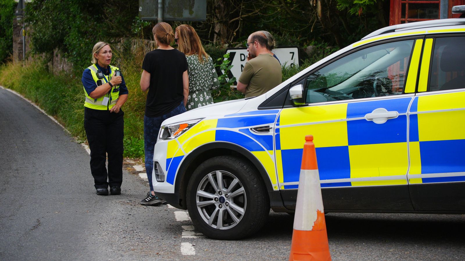 Britani/ Aksidentohet autobusi me nxënës në Minehead, një viktimë dhe dhjetëra të plagosur