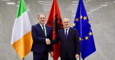 Ministri Hasani pret homologun irlandez: Mirënjohje për mbështetjen e vazhdueshme të Irlandës në rrugën tonë drejt BE-së