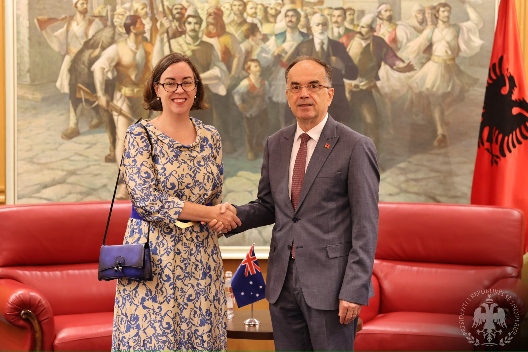 Begaj pret ambasadoren e re të Australisë, pranon Letrat Kredenciale