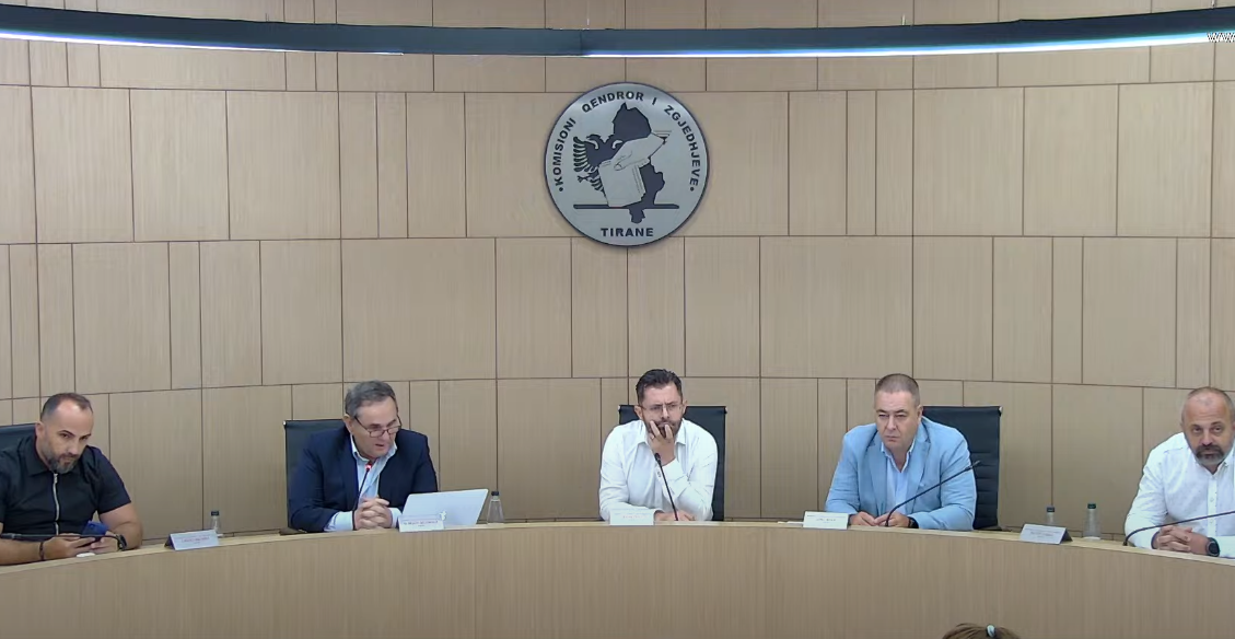 Shpresat e Adriatikut “mbyten” në det/ KAS e rrëzon, mandatin ja kalon Ana Dajkos