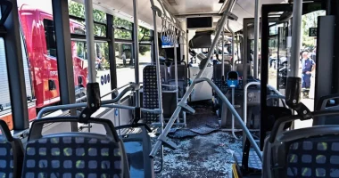 Aksident i rëndë në Athinë, 54 të plagosur nga përplasja e dy autobusëve urbane