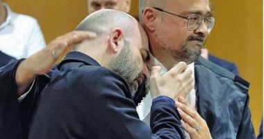 “Më kanë shkatërruar jetën”, Saviano shpërthen në lot pas dënimit të bos-it të Camorrës që e kërcënoi me vdekje