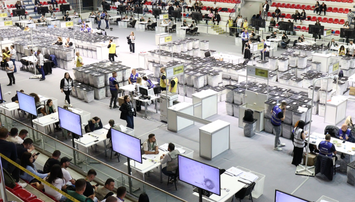 Rinumërimi në Durrës/ Hapen 130 kuti votimi, hiqen vota të PD, ngushtohet diferenca Ndoja-Kalaja