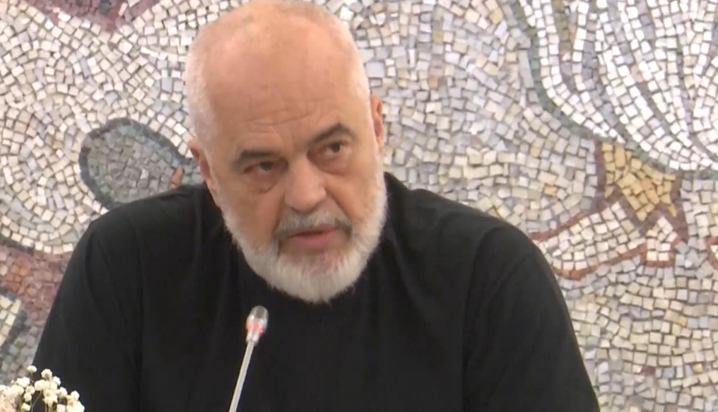 Rama: Legalizimet, rrumpalla mbaroi. Shefi i qeverisë: Ndërtesat pas 2020, nuk legalizohen