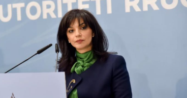 Shkelje e barazisë në tendera/ Gjykata shpall fajore ish drejtoreshën e ARRSH, Sonila Qato