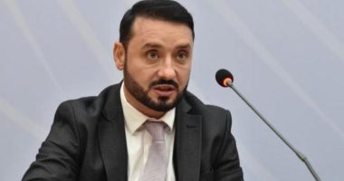 Jep dorëheqjen drejtori i AMP, Florian Sulejmani