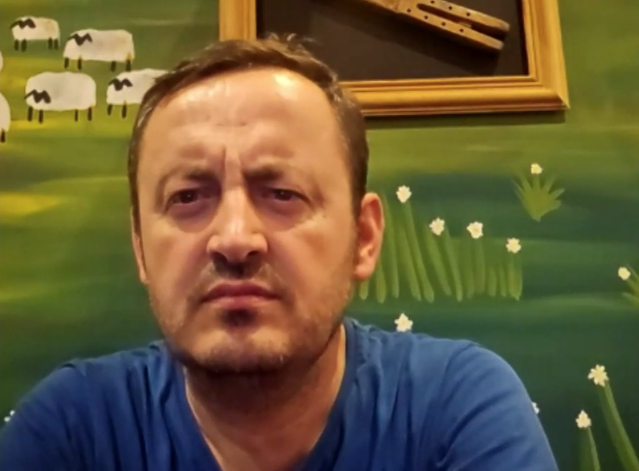 “Gjyqi i Berishës, katrahurë e drejtësisë”/ Mahmutaj: Berisha është për burg, po i bën karshillëk gjithkujt