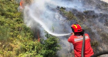 Nis rreziku i zjarreve/ Mbrojtja civile: Në gatishmëri 5 helikopterë, bashkëpunim me vendoret