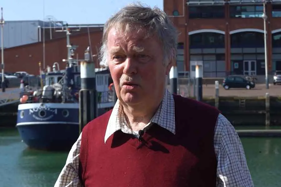 Ish-ambasadori Robert Bosch për protestën: UÇK-ja ishin këmbët tona në terren, Specialja nuk duhej themeluar