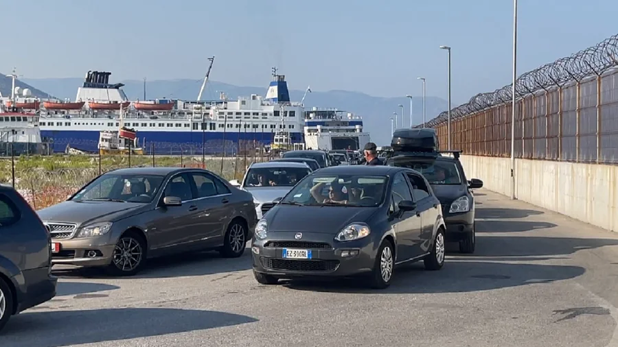Emigrantët mbyllin pushimet/ Kthehen në Evropë pas ditëve të kaluara me familjet në Shqipëri