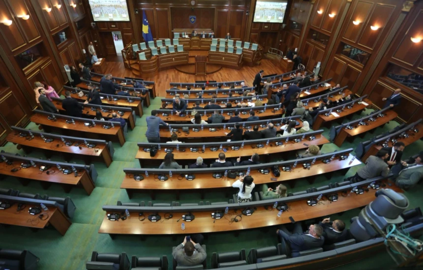 “Telenovela” vazhdon/ Nuk ka kuorum, Kuvendi i Kosovës nuk arrin të konstituohet