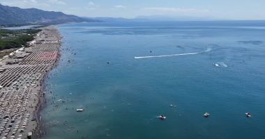 Fluks peshuesish në Velipojë, vlerësojnë hapësirat publike dhe çmimet e përballueshme