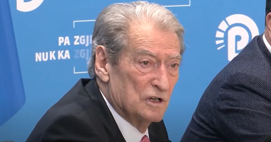 Farsa e Berishës: Në shtator hyn në Kuvend/ Doktori u jep deputetë hua aleatëve