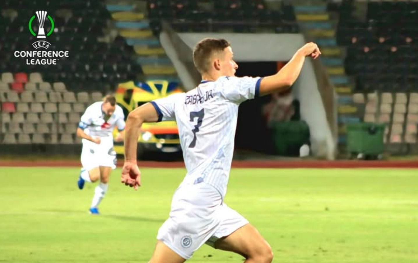 Dinamo me një yll në Europë/ Blutë mbajtën sulmuesin Zabërgja në Ligën e Konferencës