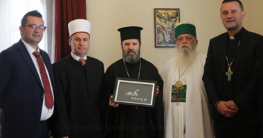 Klerikët shqiptarë: Stop luftës në Gaza/ Këshilli Ndërfetar: Të ndalojë dhuna ndaj civilëve, të lirohen pengjet