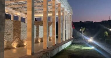 Dritë për Skënderbeun/ Lezhë, rikthehet ndriçimi për memorialin e Heroit Kombëtar