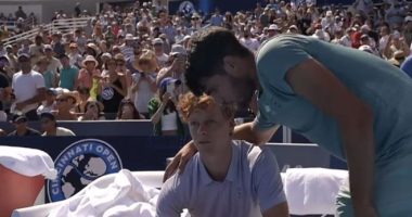 “Dramë” në finalen e Cincinnati/ Zgjat vetëm 20 minuta, Jannik Sinner u tërhoq nga gara