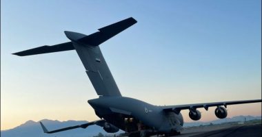 Shqipëria ‘në flakë’/ Mbërrijnë në Bazën Ajrore të Kuçovës 2 helikopterë të Emirateve të Bashkuara Arabe