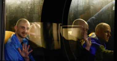 Një ditë para takimit Trump-Putin/ Rusia dhe Ukraina shkëmbejnë të burgosur të luftës