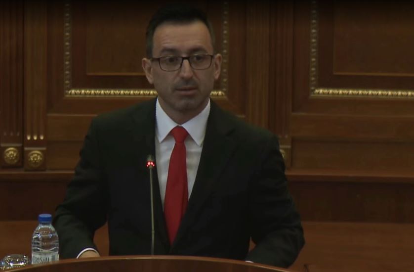 Dimal Basha mban fjalën si kryetar i Kuvendit në Kosovë: Të jemi të bashkuar për qëllimet tona dhe sovranitetin e vendit