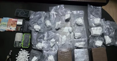 Prizren, sekuestrohet drogë dhe para/ Kokaina me vlerë 300 mije euro, një i ri në pranga