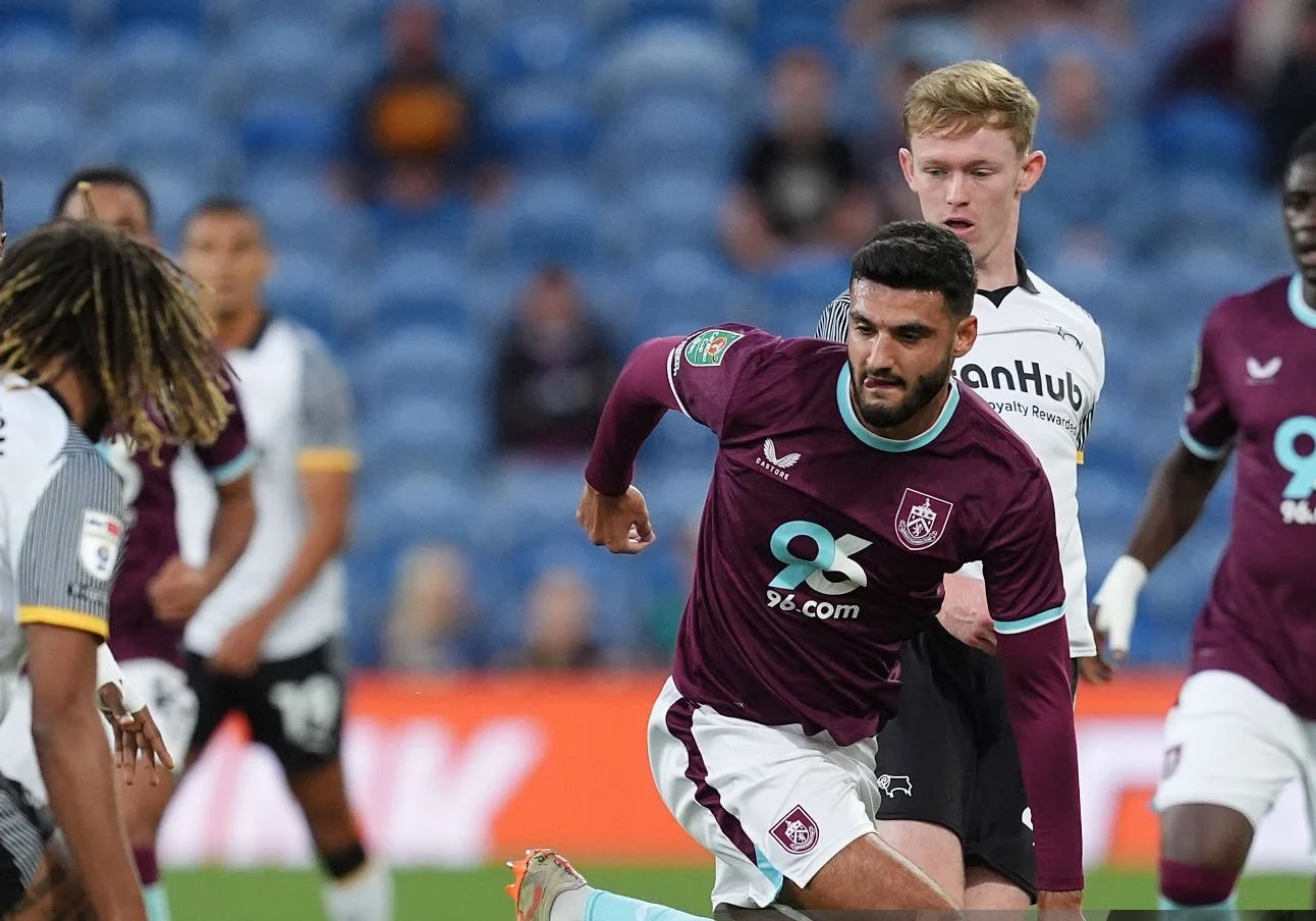 Armando Broja debuton me asist/ Sulmuesi kuqezi luan si titullar në Kupë te Burnley