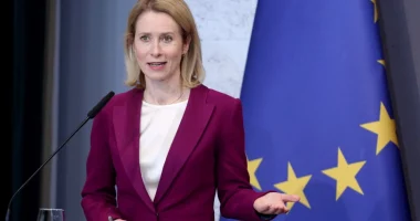 Kallas: Mbështetja për Ukrainën dhe presioni mbi Rusinë, rruga për t’i dhënë fund luftës