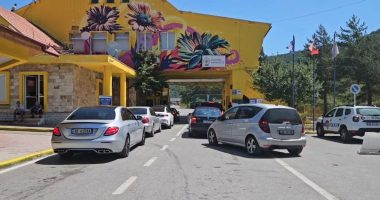 Protesta e fermerëve grekë, Policia: Bllokohet Pika Kufitare e Kapshticës dhe Qafë Thanës