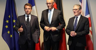 Starmer, Merz dhe Macron bisedime urgjente për Ukrainën/ Kancelari gjerman fton Trump t’i bashkohet para takimit me Putin