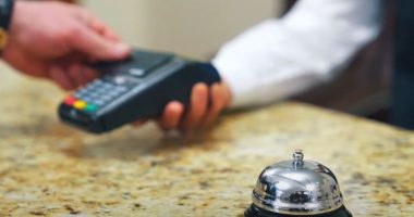 Pagesat me kartë rritje rekord/ BSH: Zënë 67% të totalit të pagesave që kryen në vend