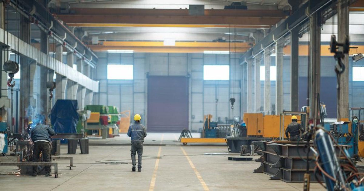 Të huajt, punëtorë në Shqipëri/ INSTAT: Në 2024, mbi gjysma e lejeqëndrimeve ishin për punë