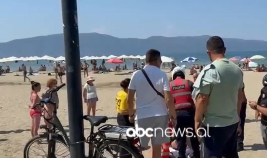 VIDEO/ Turistja humb kontrollin dhe rrëzohet nga parashuta, transportohet në spital