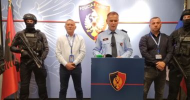 Flodian Plaku, gati për vrasje/ Vlorë, 42 vjeçari u kap me armë me fishek në fole