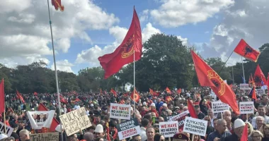 “Liri për heronjtë tanë”, mbyllet protesta në Hagë, mijëra qytetarë thirrje për drejtësi për ish-krerët e UÇK-së