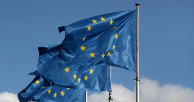 BE shqyrton vendosjen e tarifave ndaj naftës ruse