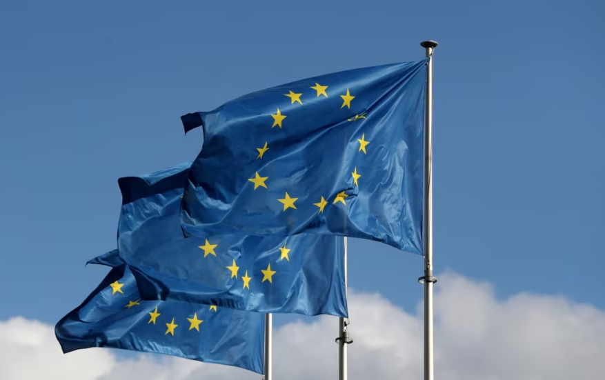 BE shqyrton vendosjen e tarifave ndaj naftës ruse