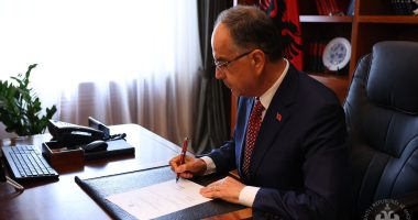 Begaj firmos dekretin: Lirohet nga detyra Ambasadori i Jashtëzakonshëm dhe Fuqiplotë në NATO