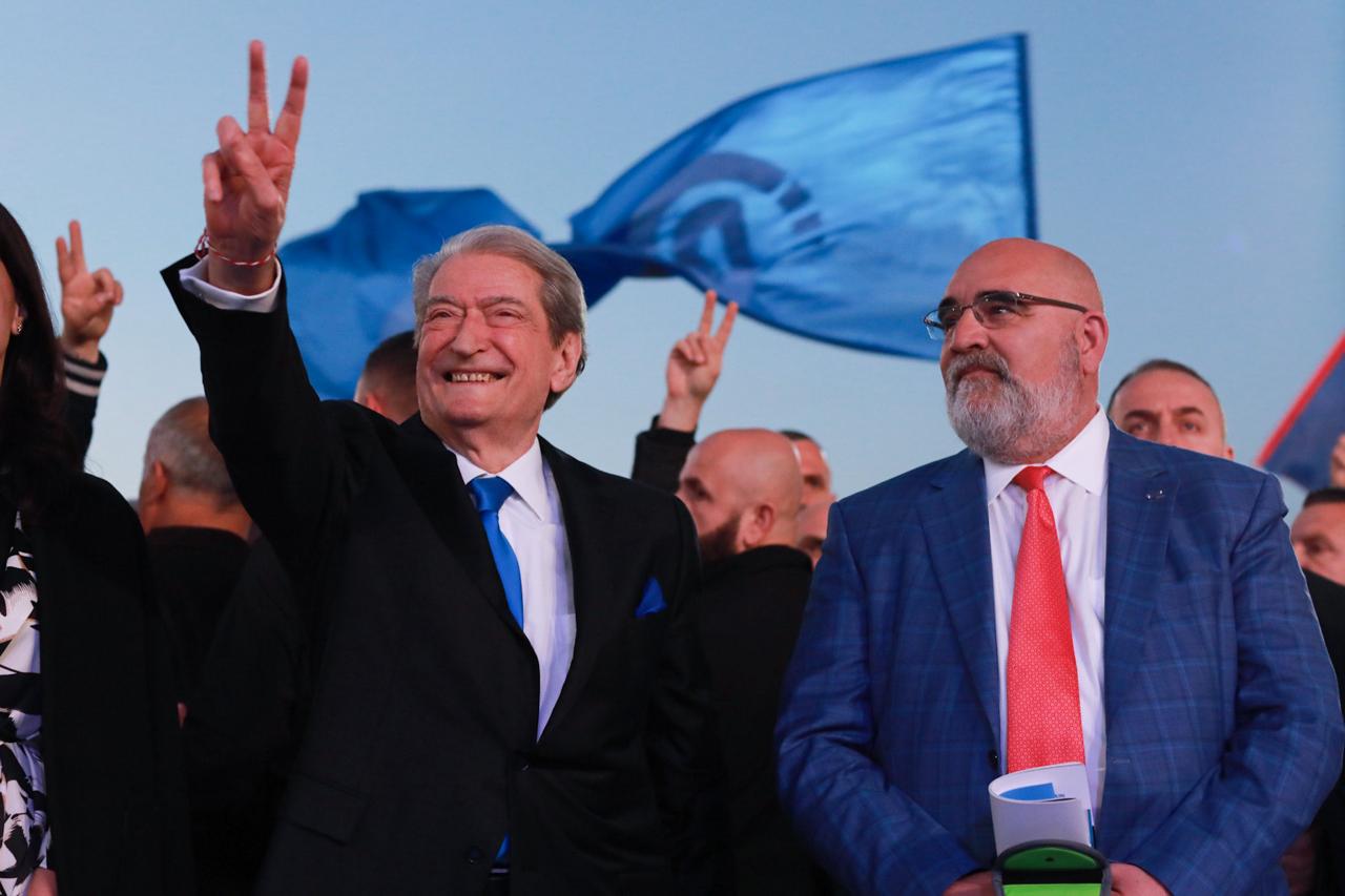 Berisha-La Civita, misteri i faturës/ Fushata “e varfër e Berishës”, doktori nuk deklaron asnjë shpenzim: Pagoi PD për mua