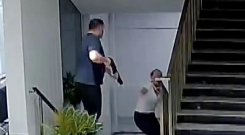 Turqi, burri ndjek ish-gruan në spital dhe e qëllon për vdekje me armë