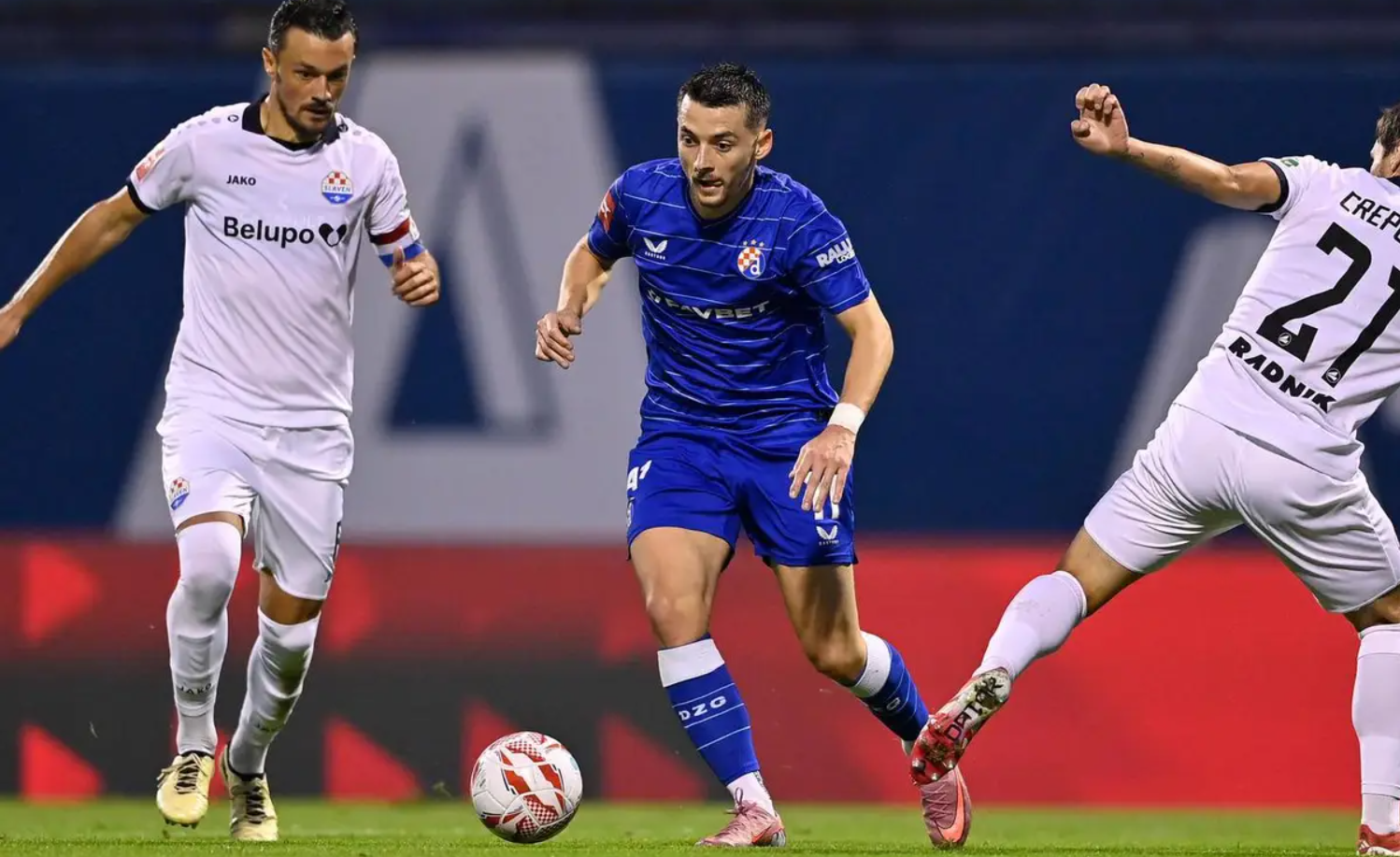 Hoxha si Lamine, por rrezikon Serbinë/ Ylli kuqezi jep 45’ spektakël në Kroaci, veçse dëmtohet