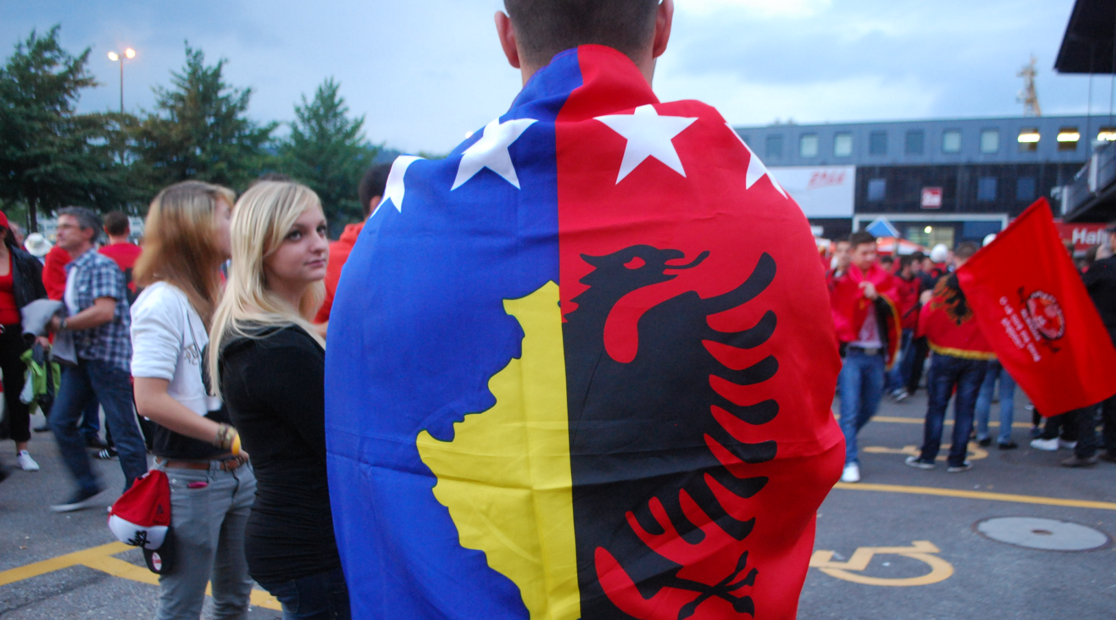 Shqiptarët ëndërrojnë botërorin/ Shanse të ndryshme, por Shqipëria e Kosova vazhdojnë të besojnë